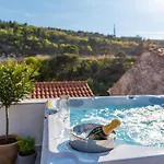 Planita Dalmacija * Novigrad (Dalmatia)