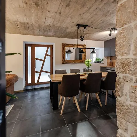 Vila Planita Dalmacija *