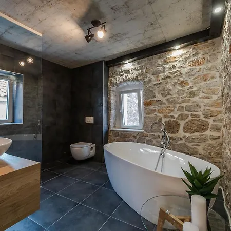 Planita Dalmacija Novigrad (Dalmatia)